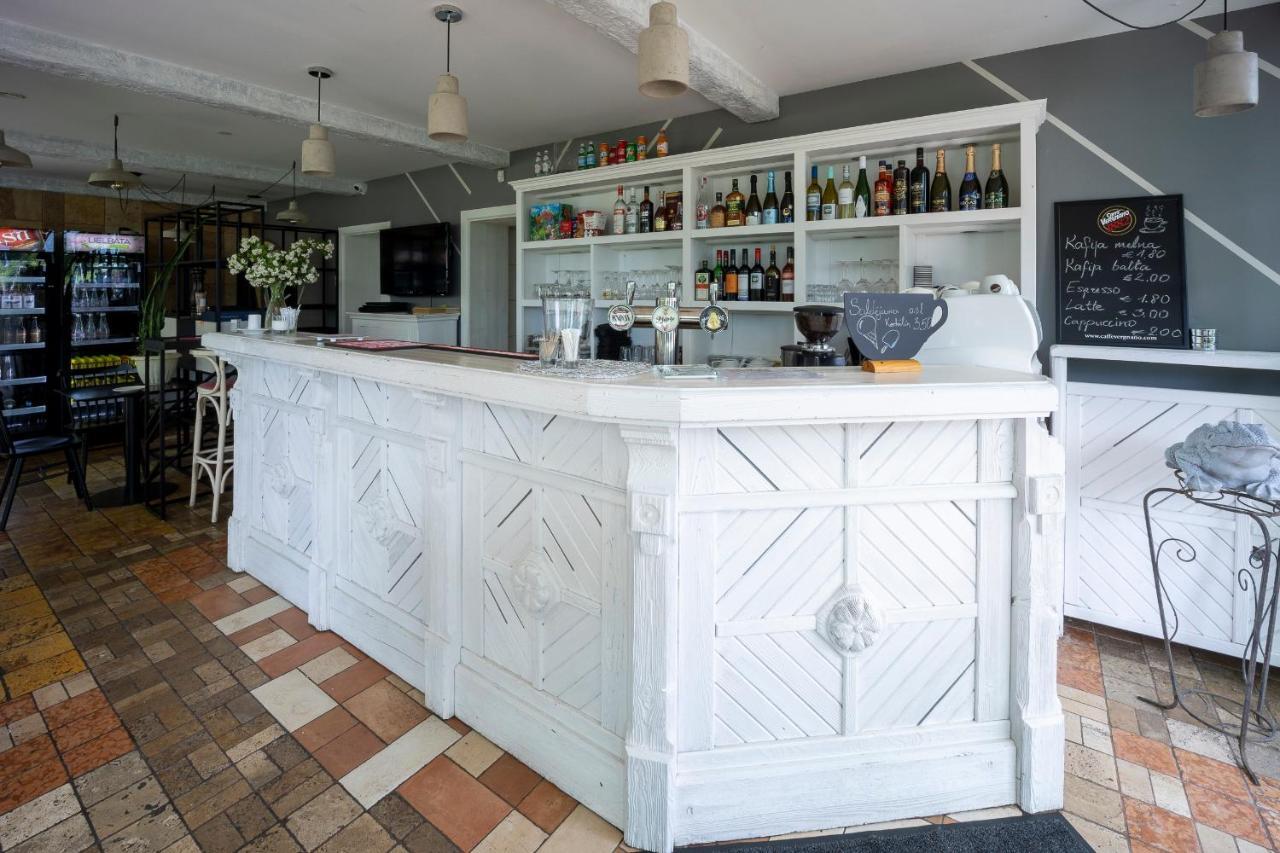 Guest House Nicava Bernati Ngoại thất bức ảnh